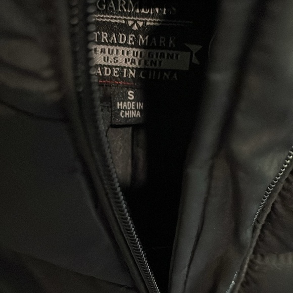 Women’s jr Small black jacket🧥 - Picture 2 of 4